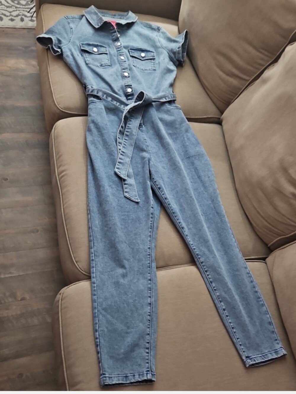 Guess Denim Boiler Suit Jumpsuit Blue Women’s Size LARGE Button Up Short Sleeves